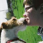 Daisy kissing Ronny