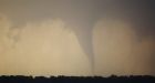 U.S. tornadoes leave thousands in dark, 5 dead