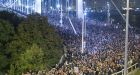 100,000 Hungarians march against 'internet tax'