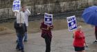 Autoworkers reach a deal with Ford, a breakthrough toward ending strikes against Detroit automakers