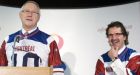 Regina mayor makes good on wager, wears Alouettes jersey